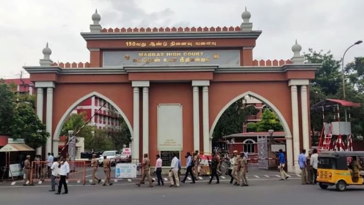 तमिलनाडु करूर भगदड़: हाईकोर्ट ने भाजपा नेता की सीबीआई जांच की याचिका खारिज की, मदुरै बेंच जाने को कहा